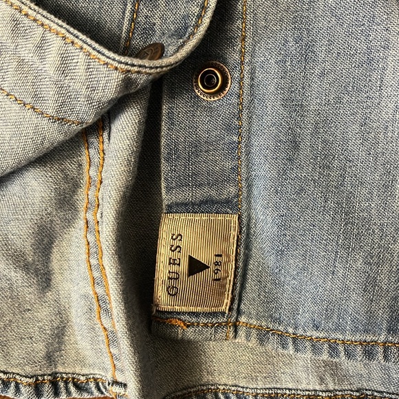💋Guess denim button shirt💋 - Picture 4 of 4